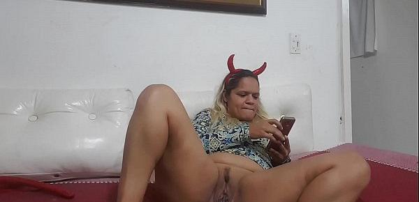  Esta camgirl levanta o pau até de defunto !!! Aproveite a promoção de 20 reais 13 997734140